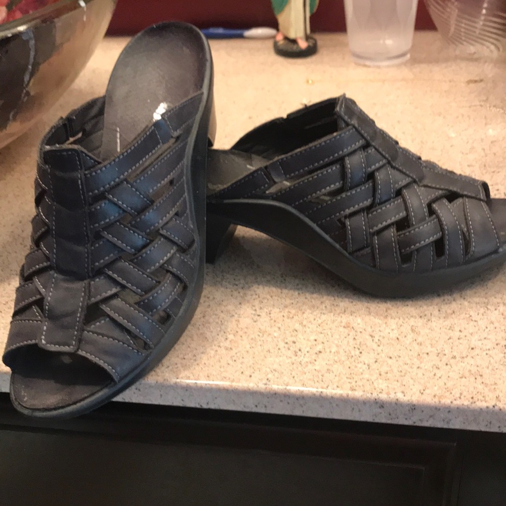 Black sandals